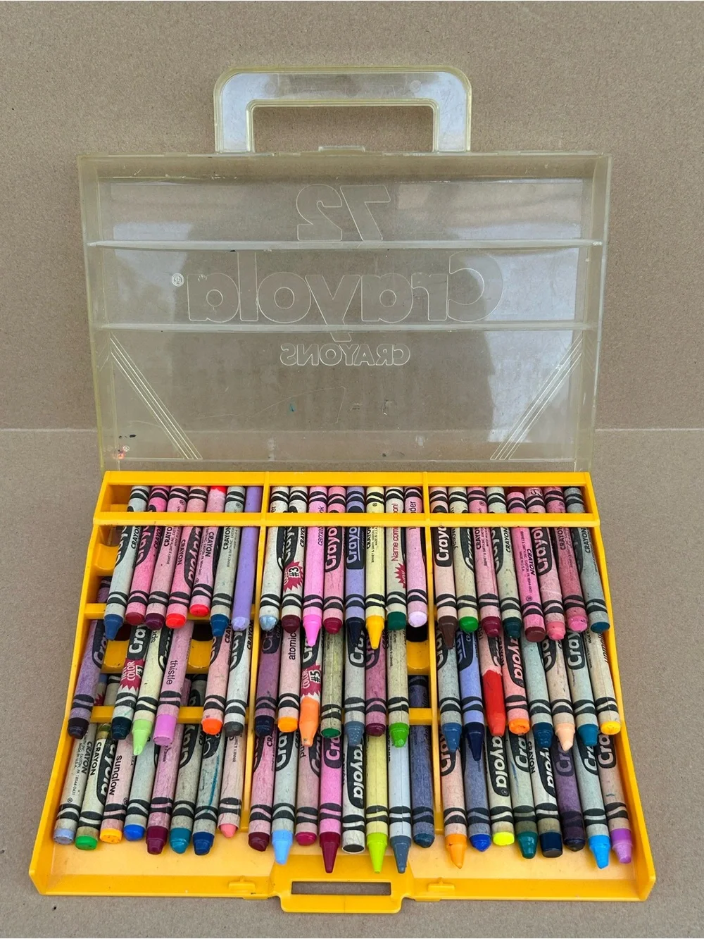 VTG Crayola 72 Crayon Storage Case/ Sharpener Rare Retired Dandelion Nostalgia
